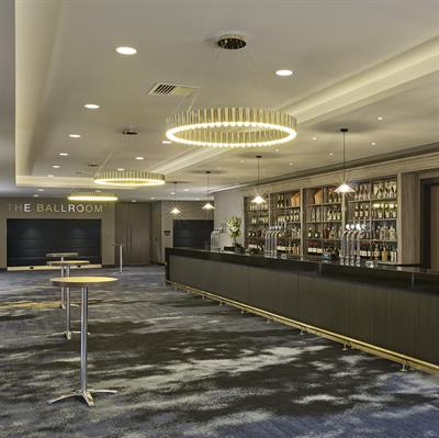 DoubleTree by Hilton Hull