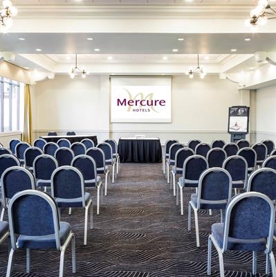 Mercure Dartford Brands Hatch Hotel & Spa